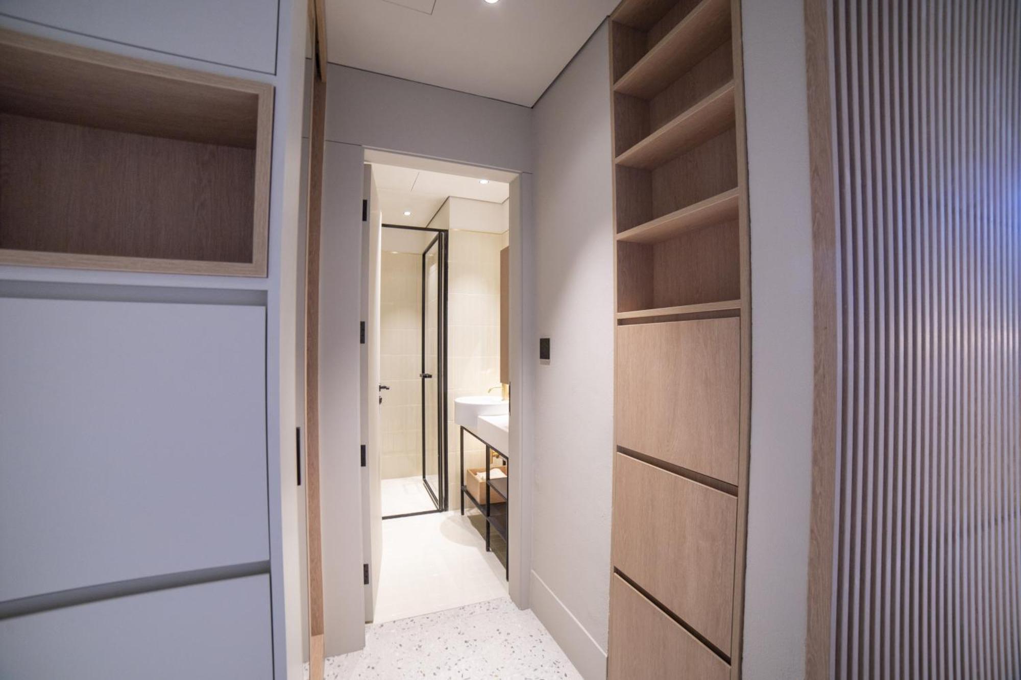 Business-ready Executive With Burj View, Upside Living 2001 Dubai