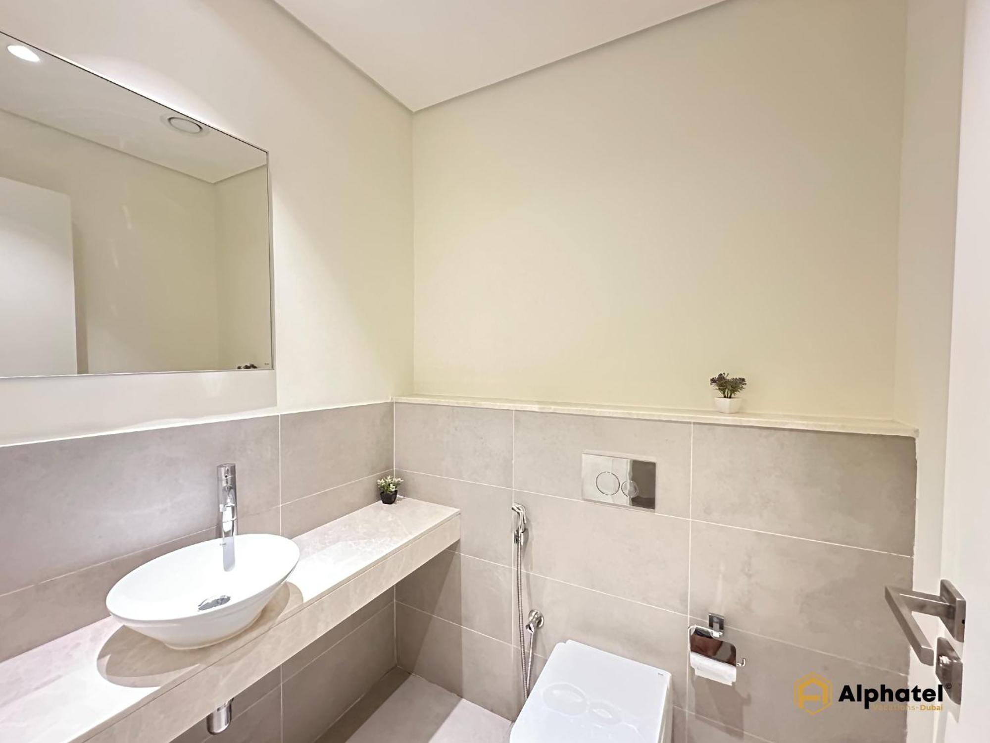 Stylish 1-bedroom In Silicon Oasis - By Alphatel Vacations * Dubai