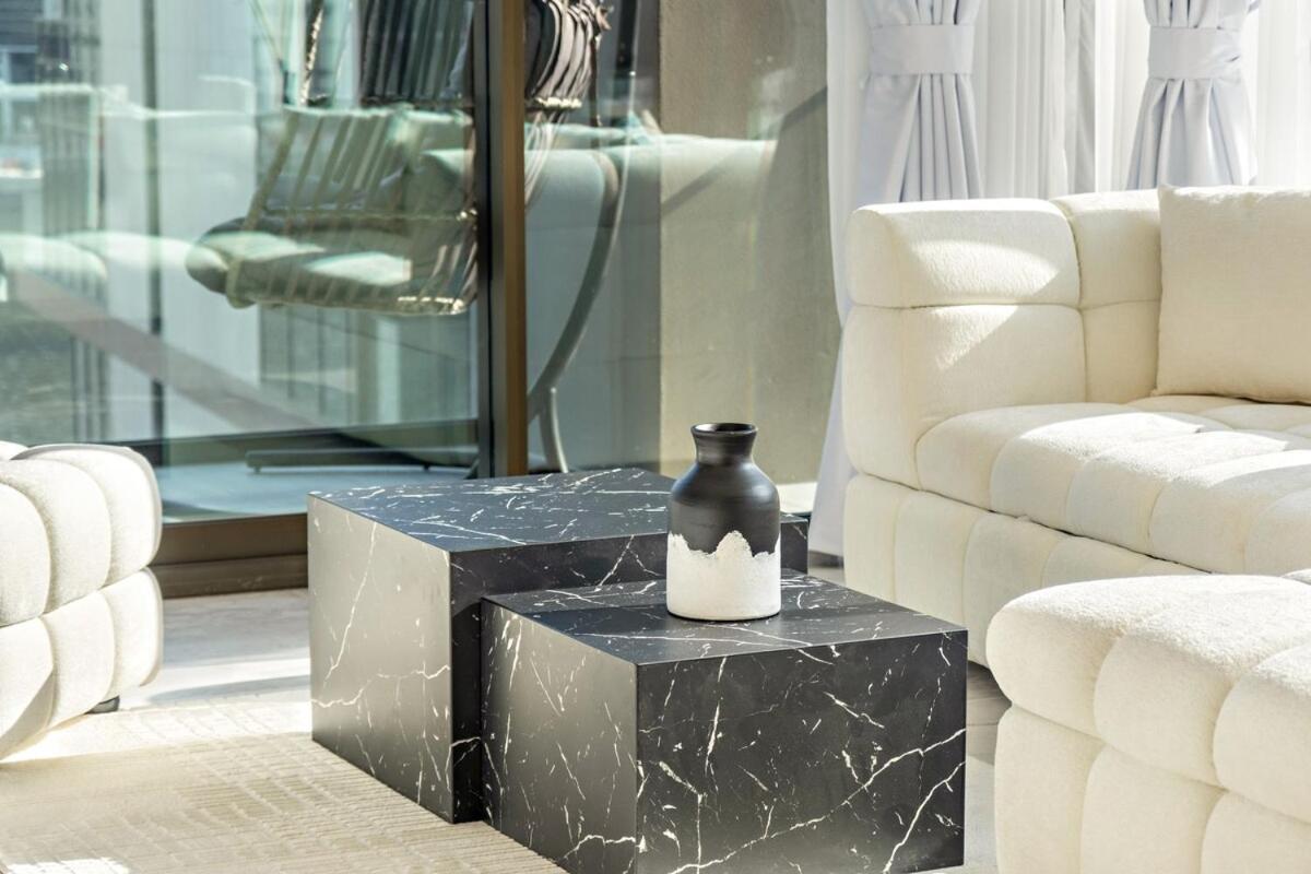 First Class 2br Elegant Canal View Retreat * Dubai
