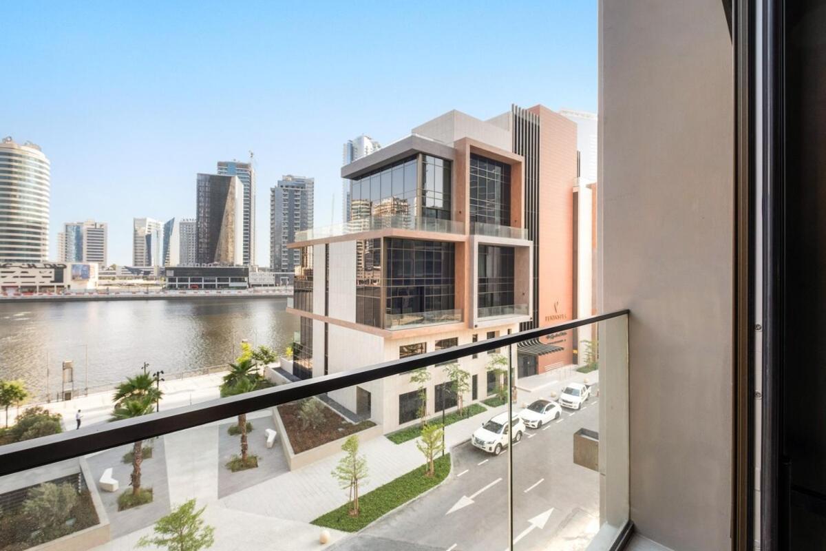 First Class 2br Elegant Canal View Retreat *