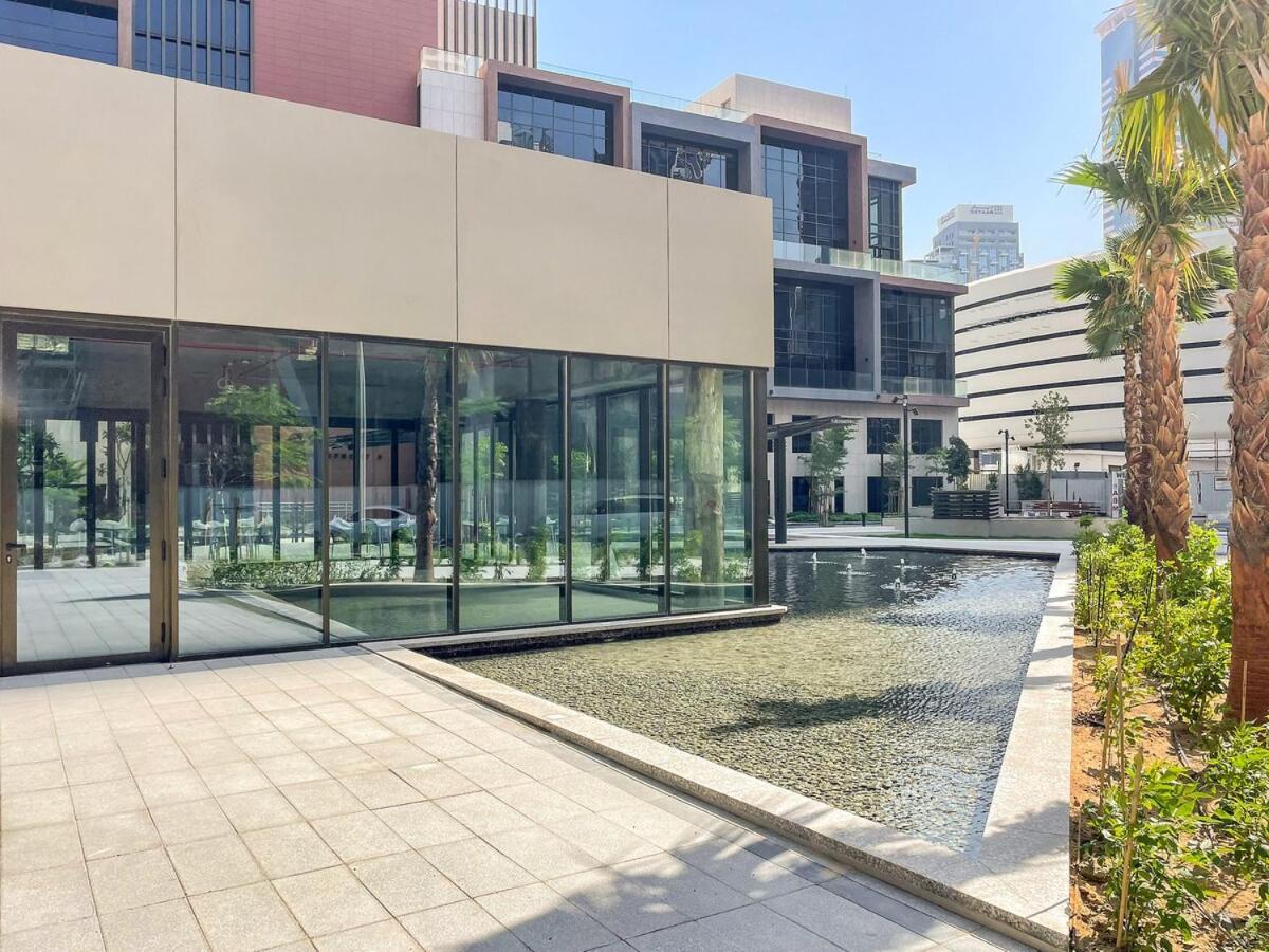 Apartment First Class 2br Elegant Canal View Retreat