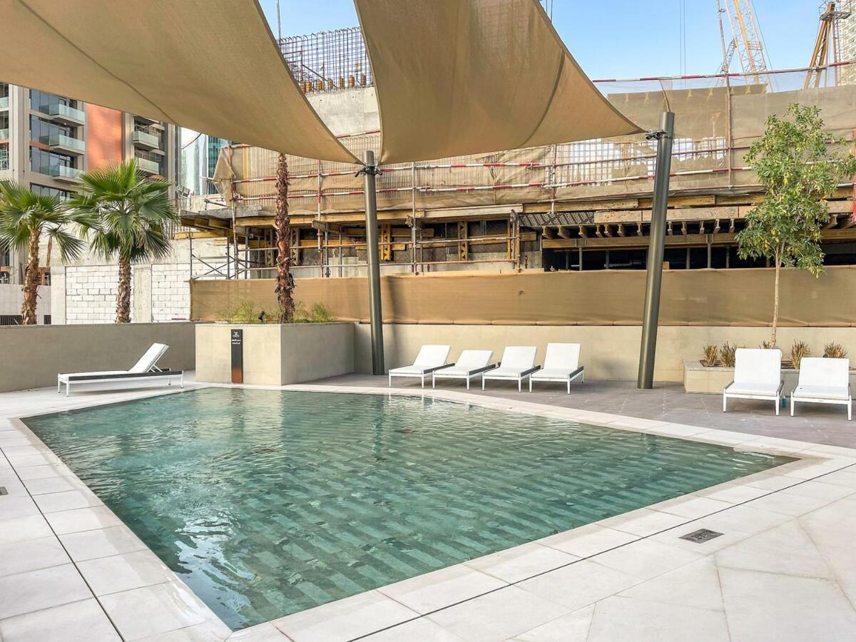 First Class 2br Elegant Canal View Retreat Dubai