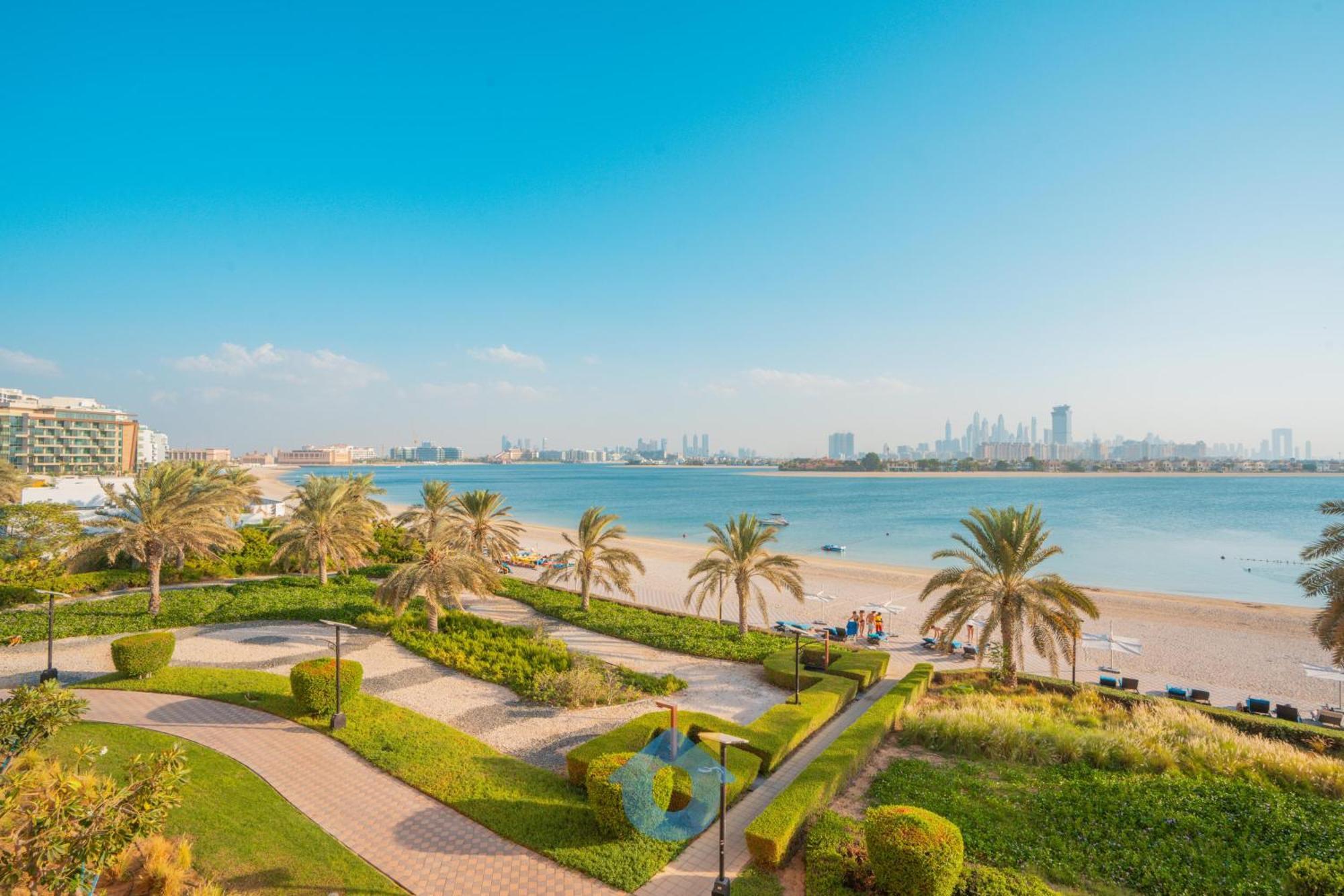 237sa Chic 1-bhk With Balcony In Palm Jumeirah *