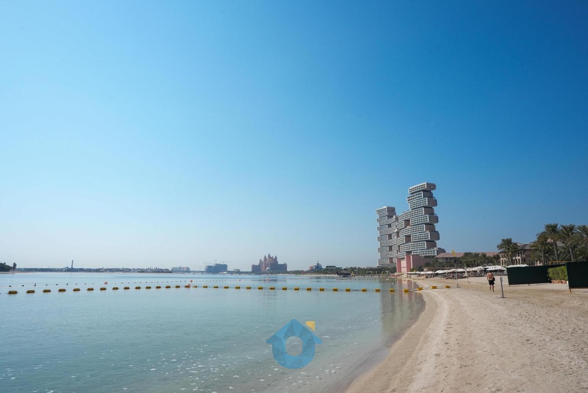Apartment 237sa Chic 1-bhk With Balcony In Palm Jumeirah *