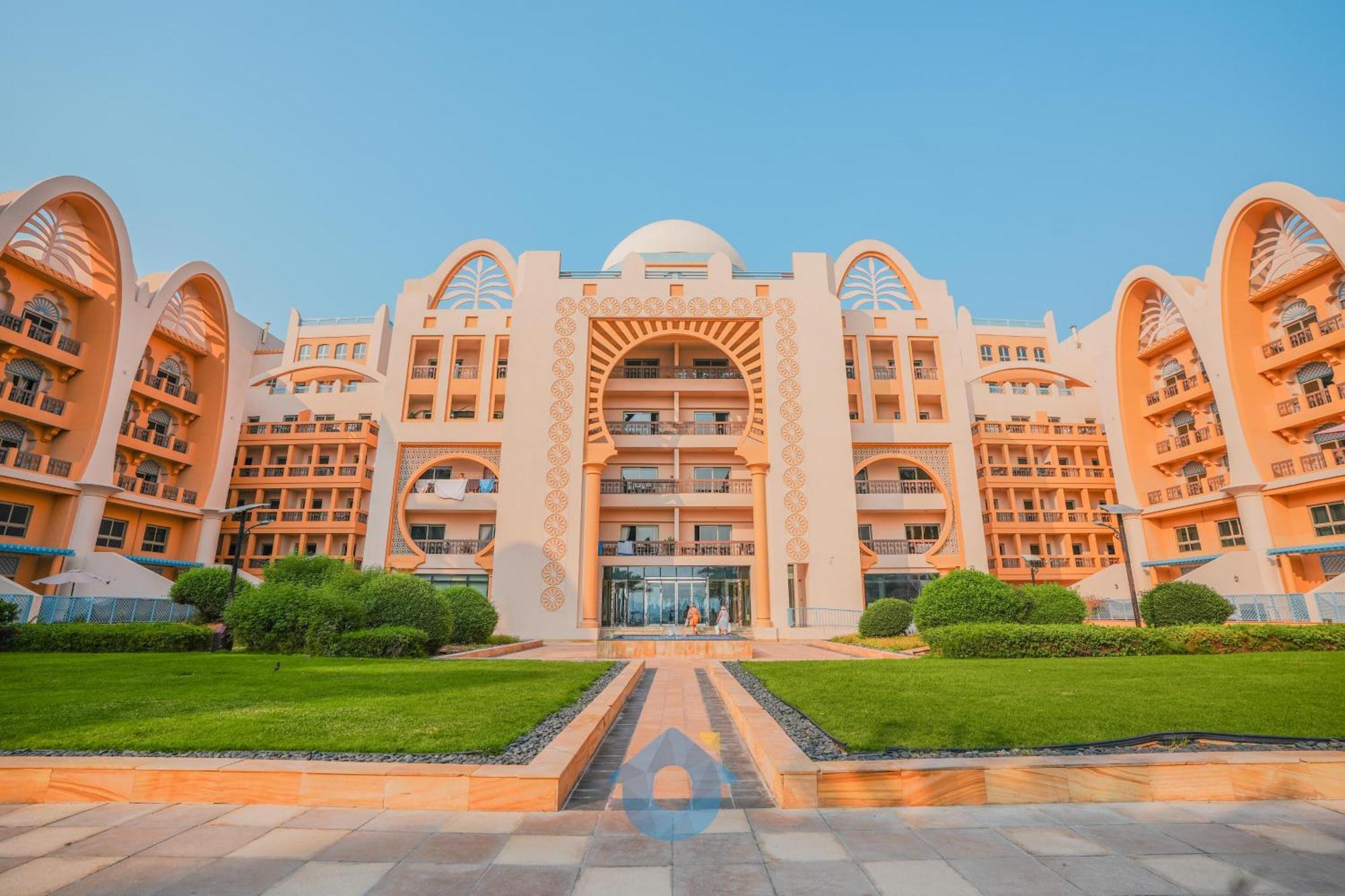 237sa Chic 1-bhk With Balcony In Palm Jumeirah Apartment Dubai