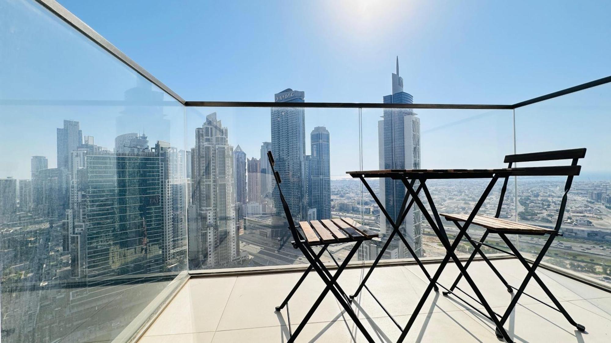 Apartment Luxury 1-bedroom At Burj Crown *
