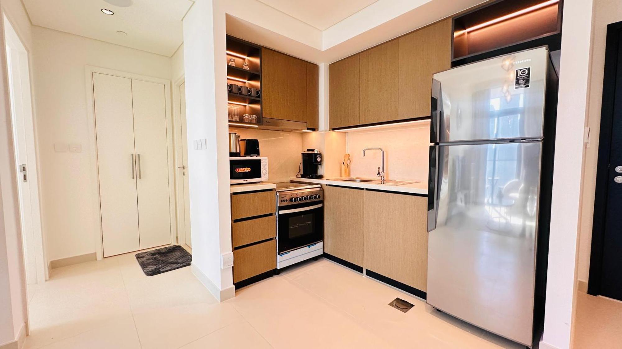 Apartment Luxury 1-bedroom At Burj Crown Dubai