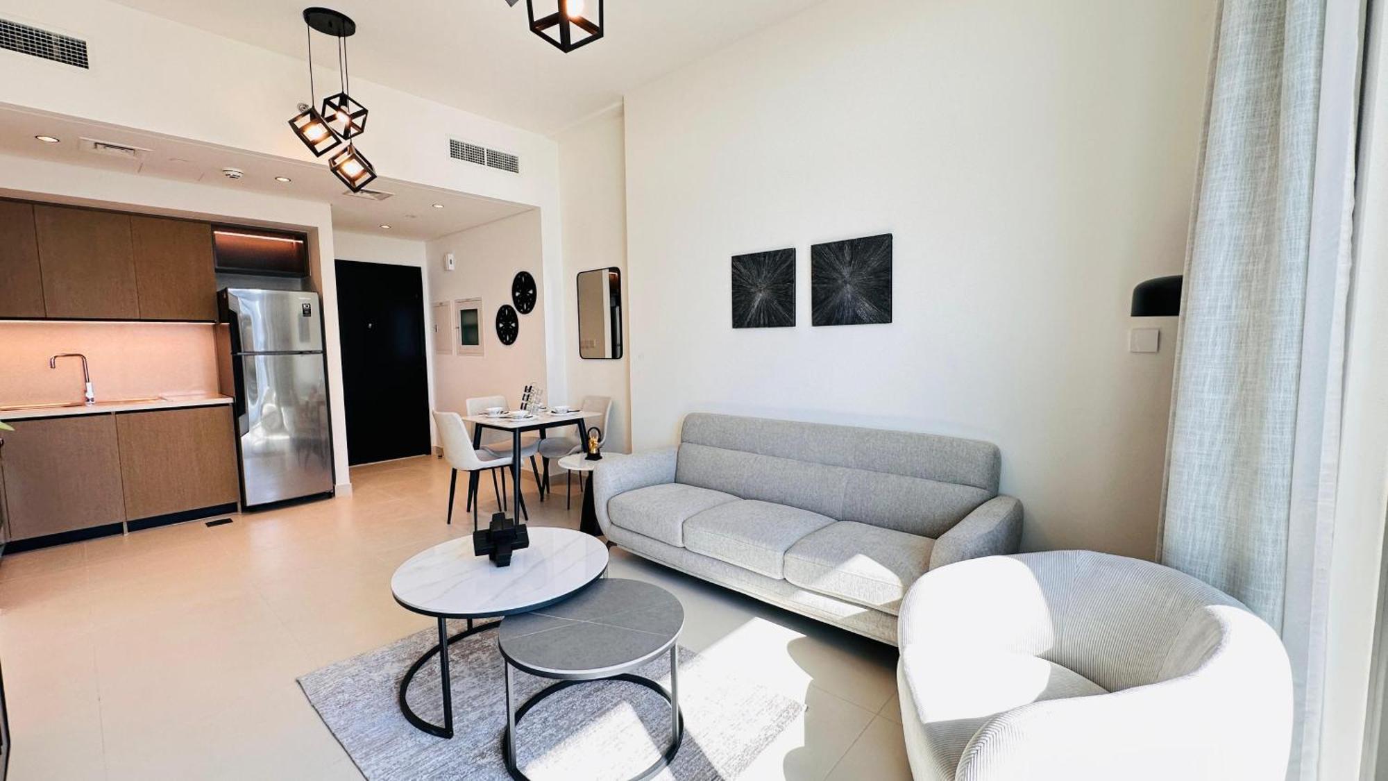 Apartment Luxury 1-bedroom At Burj Crown *