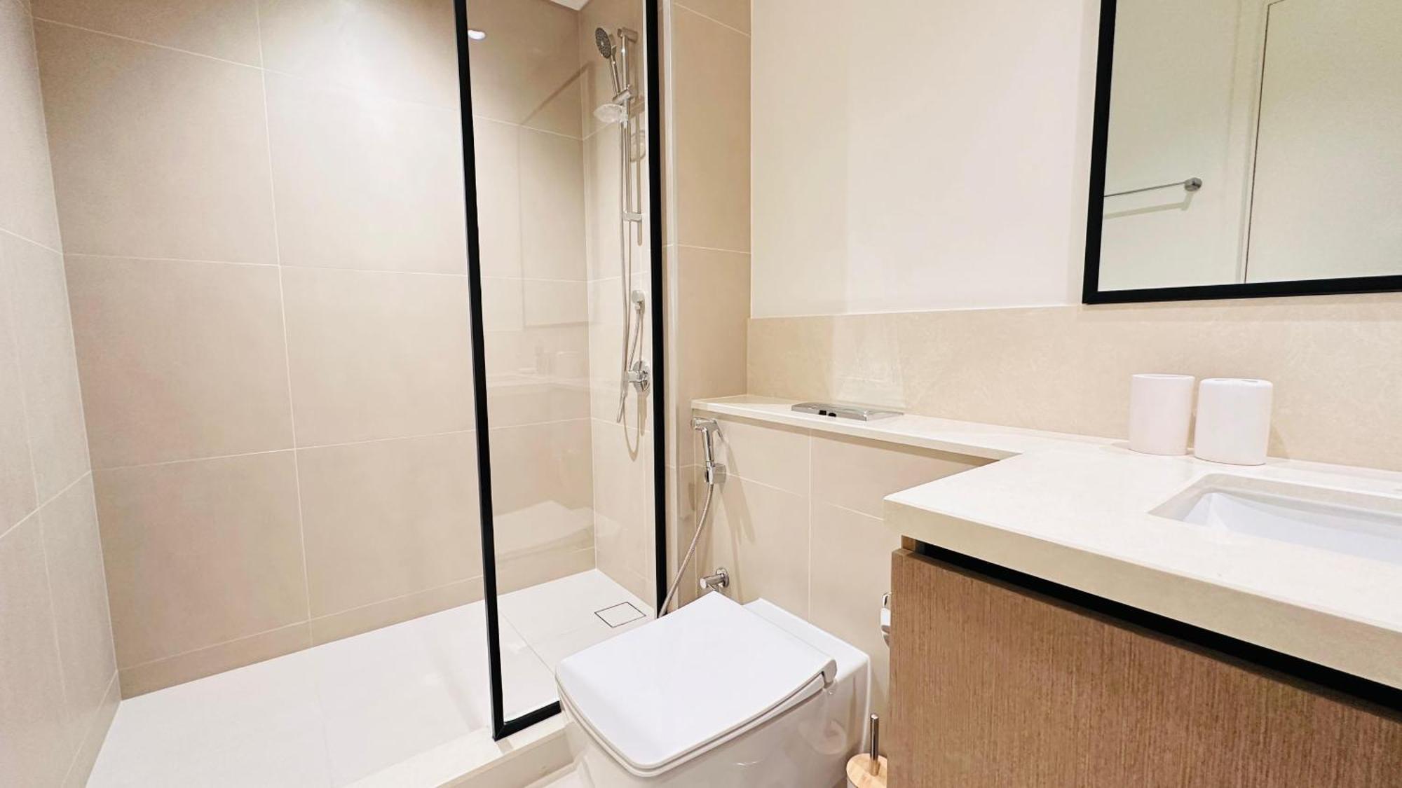 Apartment Luxury 1-bedroom At Burj Crown Dubai