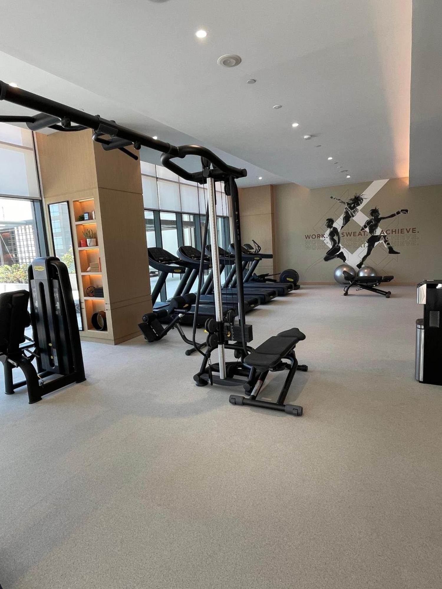 Apartment Luxurious 1bdr In Mbr