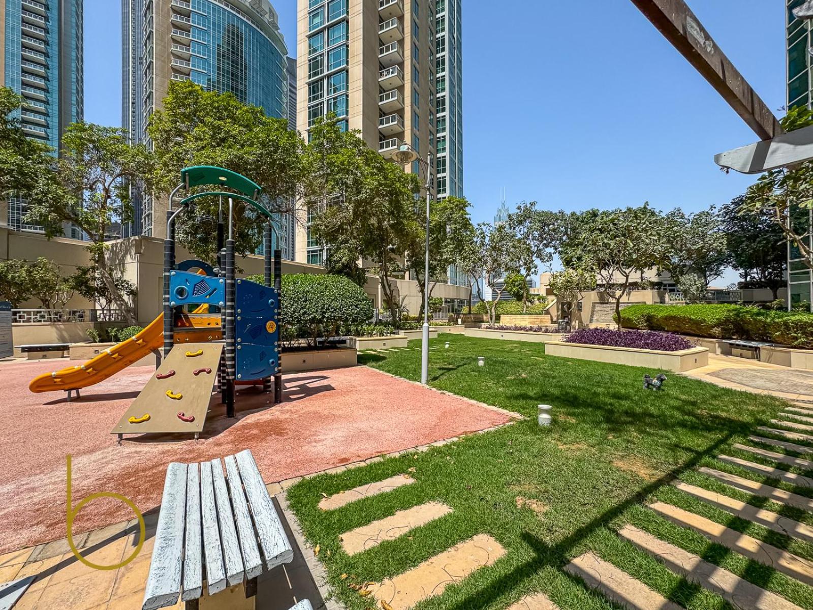 Apartment Bookable - The Residences, Downtown