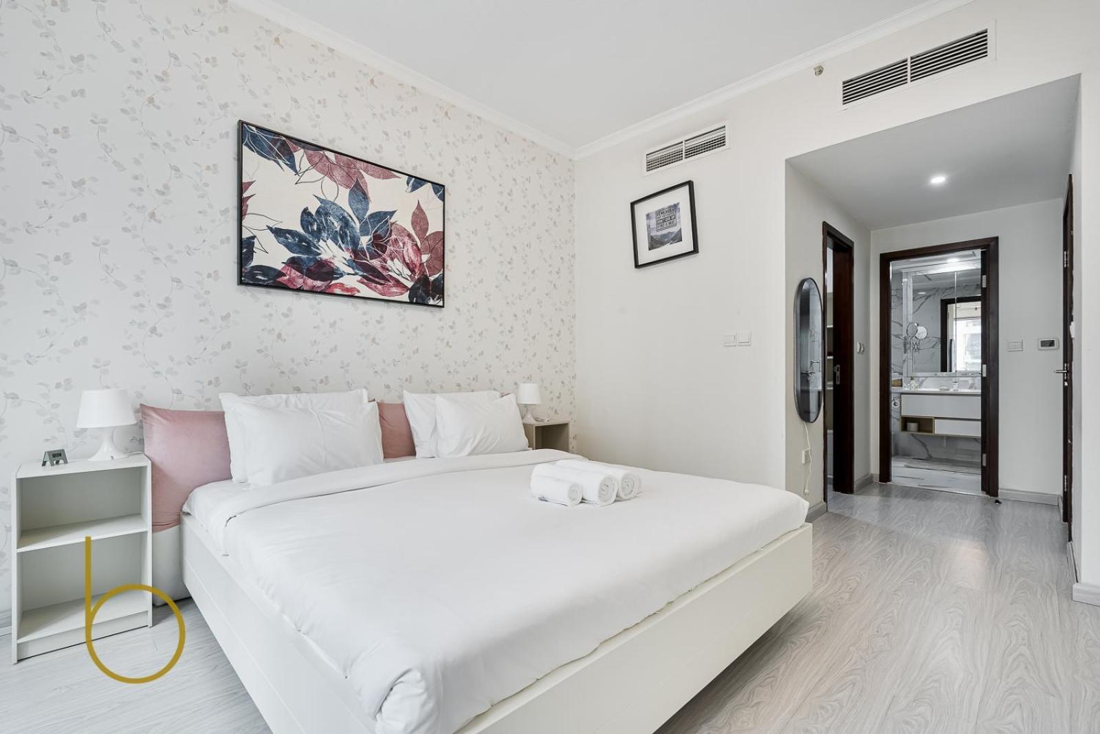 Bookable - The Residences, Downtown * Dubai