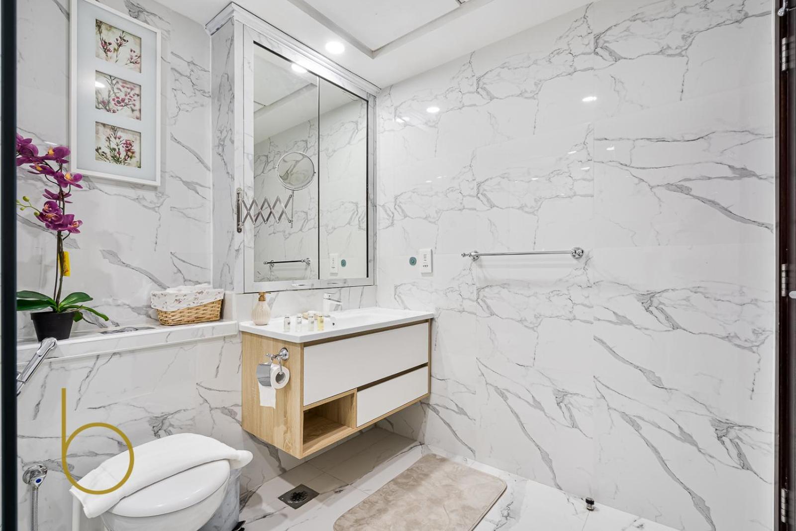 Bookable - The Residences, Downtown *