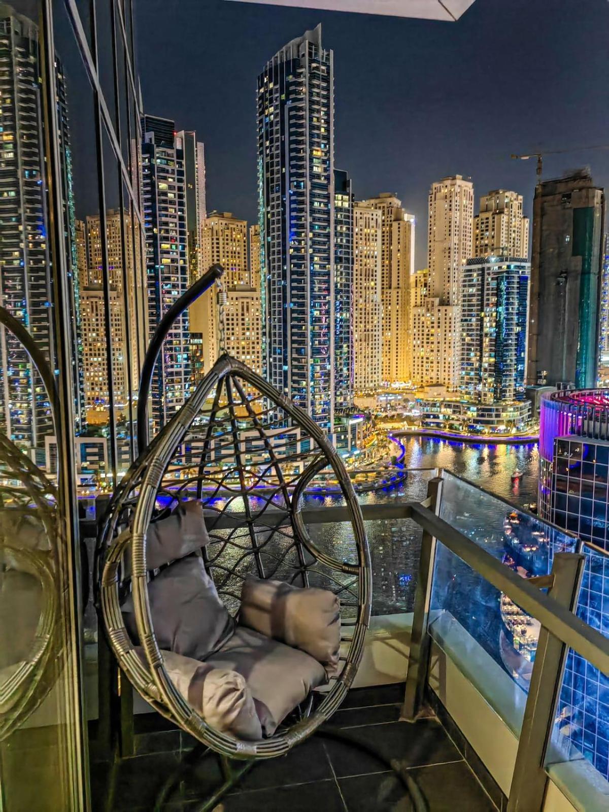 Nomad Retreats- Silverene Tower Marina View Apartment Dubai