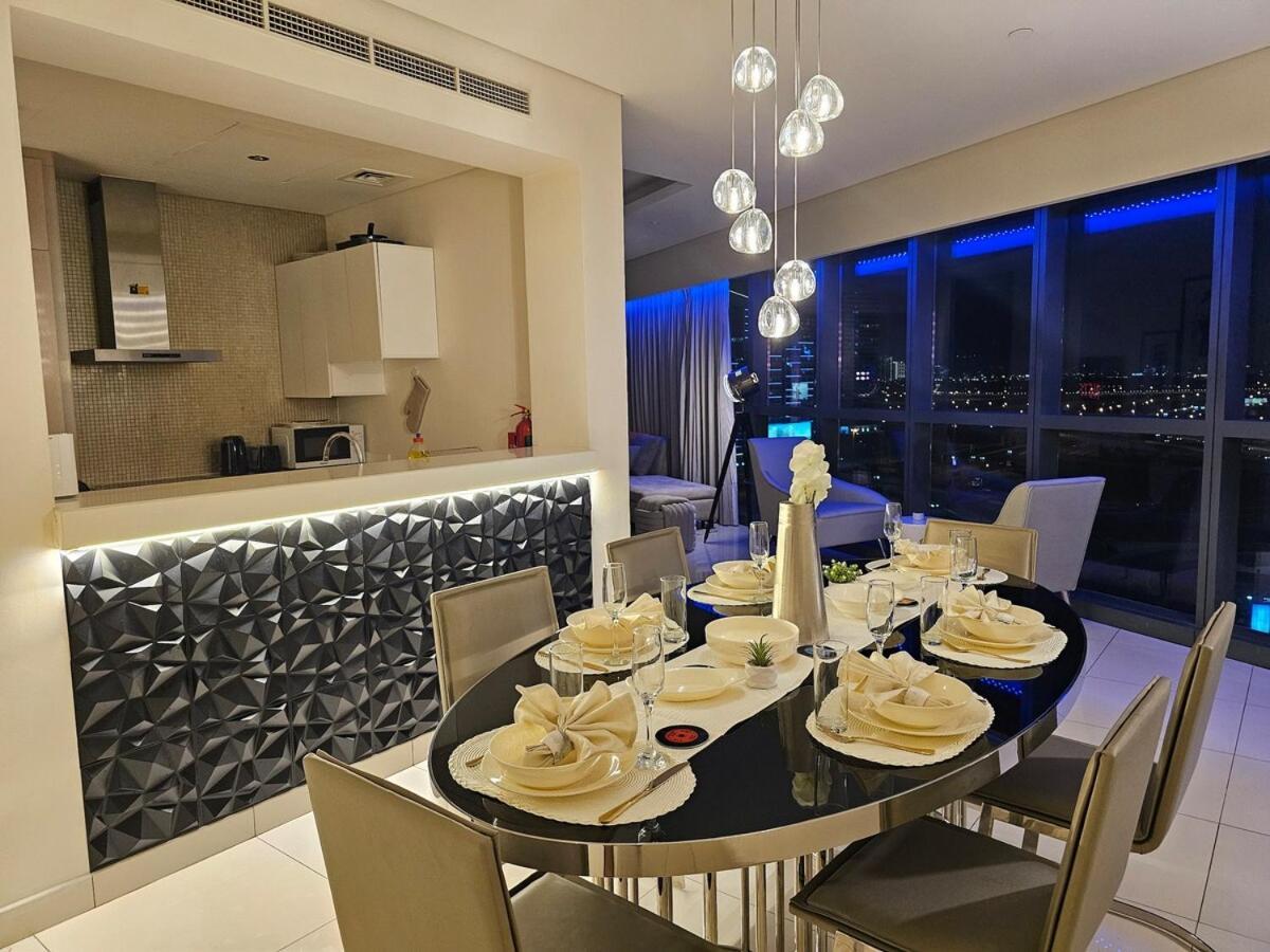 New! Hollywooddxb Burj Khalifa View - 6min To Mall Apartment *