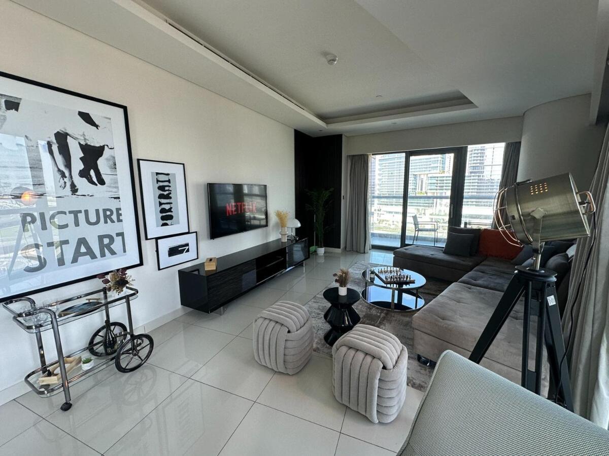 New! Hollywooddxb Burj Khalifa View - 6min To Mall Apartment *