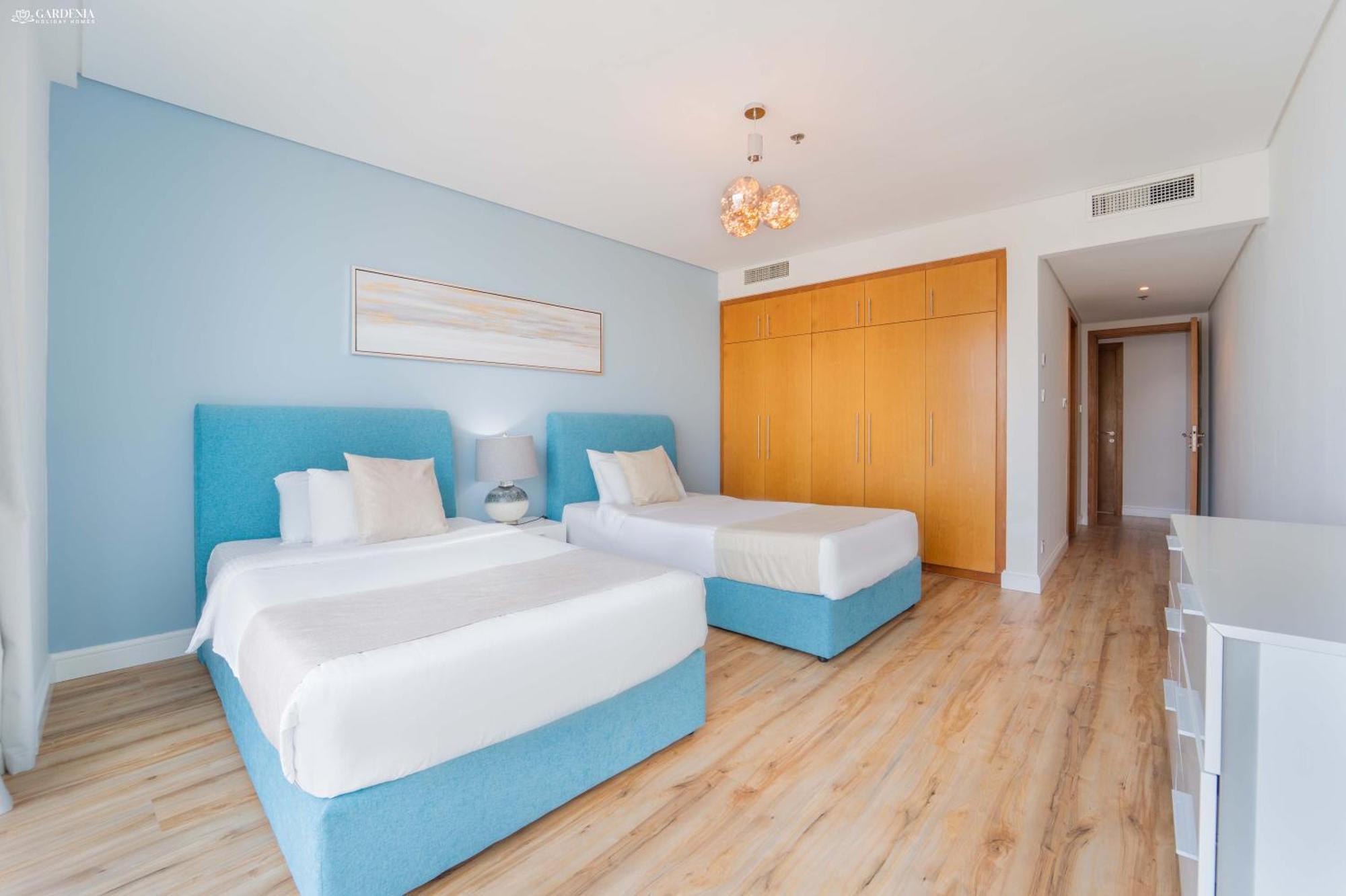 Gardenia Al Fattan Marine Suites: Beachfront Luxury With Sea Views Apartment