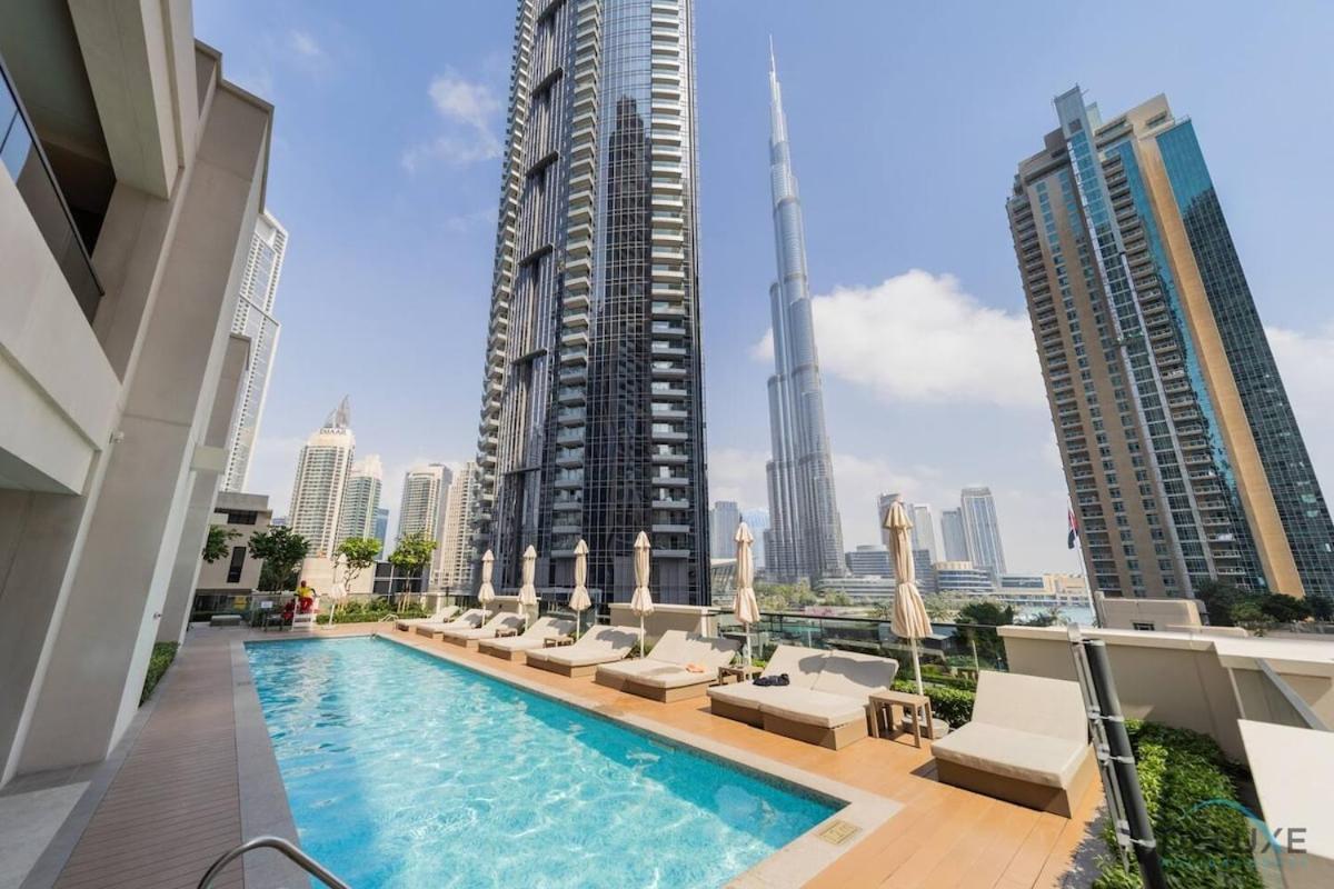 Act One Tower Near Burj Khalifa,dubai Mall Apartment