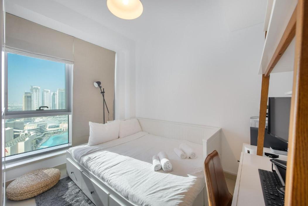 Apartment Upscale 2br With Breathtaking Burj Views *