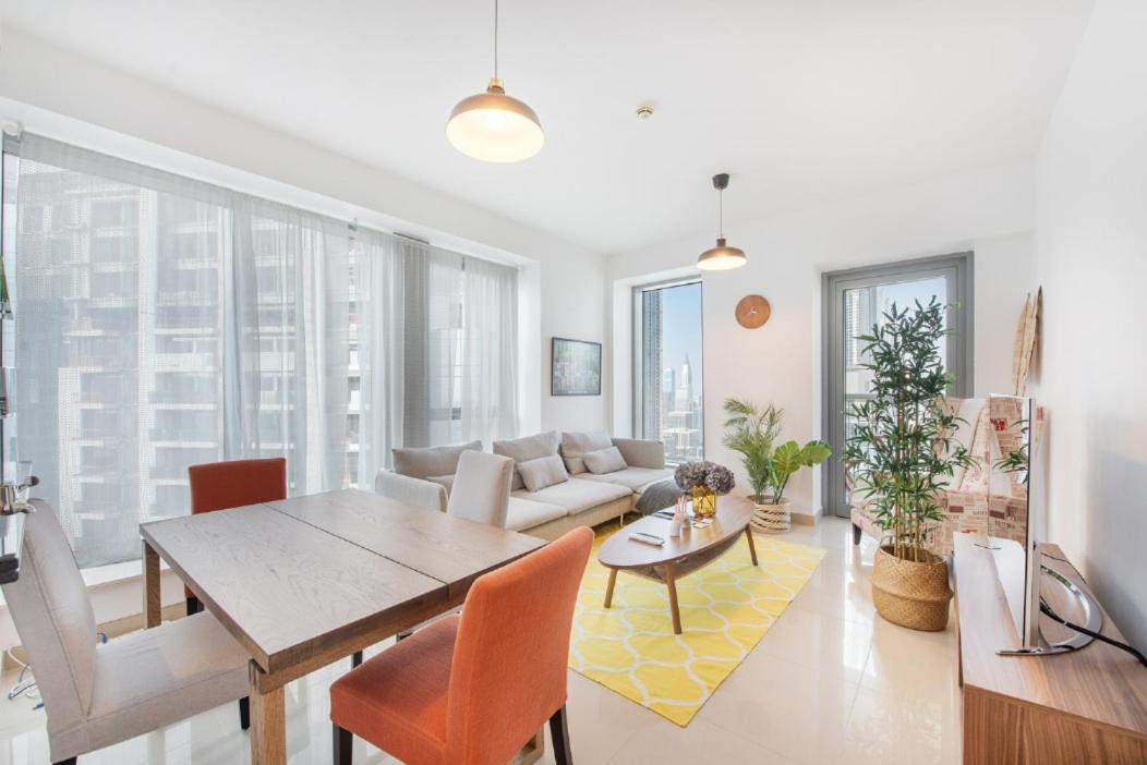 Upscale 2br With Breathtaking Burj Views Apartment *