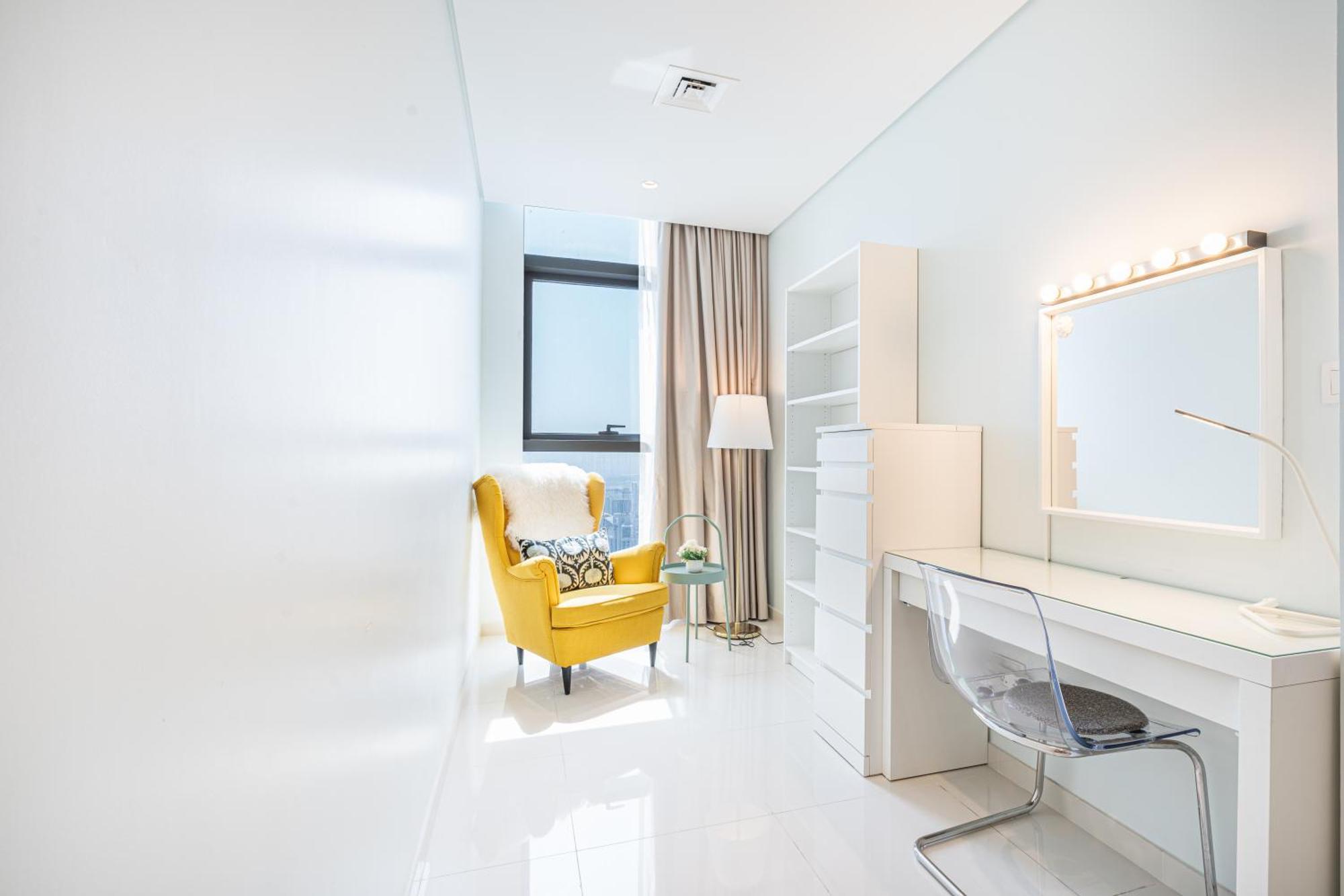 Stunning 62nd Floor With Burj View Apartment *