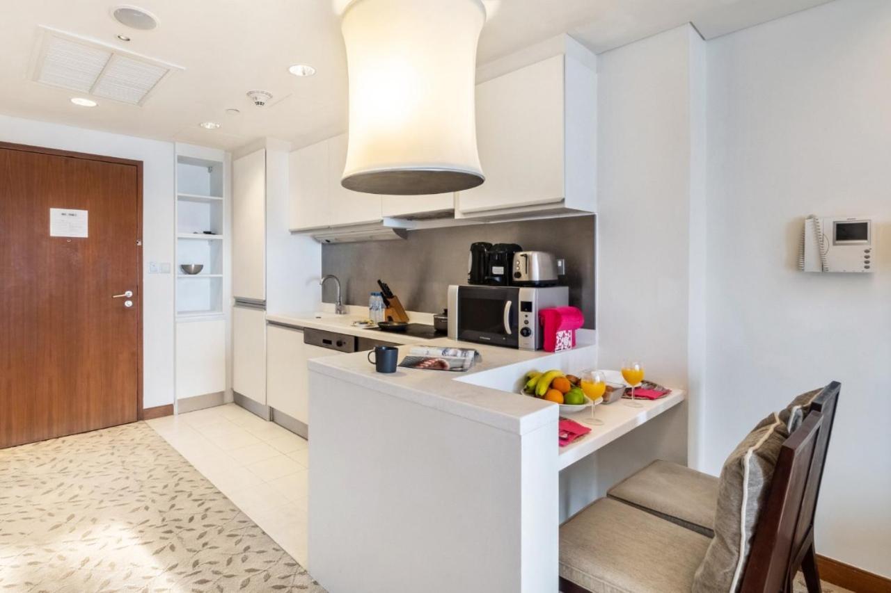Luxury In Emaar Fashion Avenue Apartment Dubai