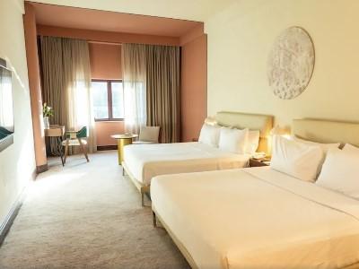 Le Meridien Fairway Hotel