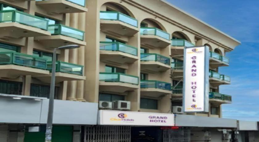 Click Grand - Bur Hotel