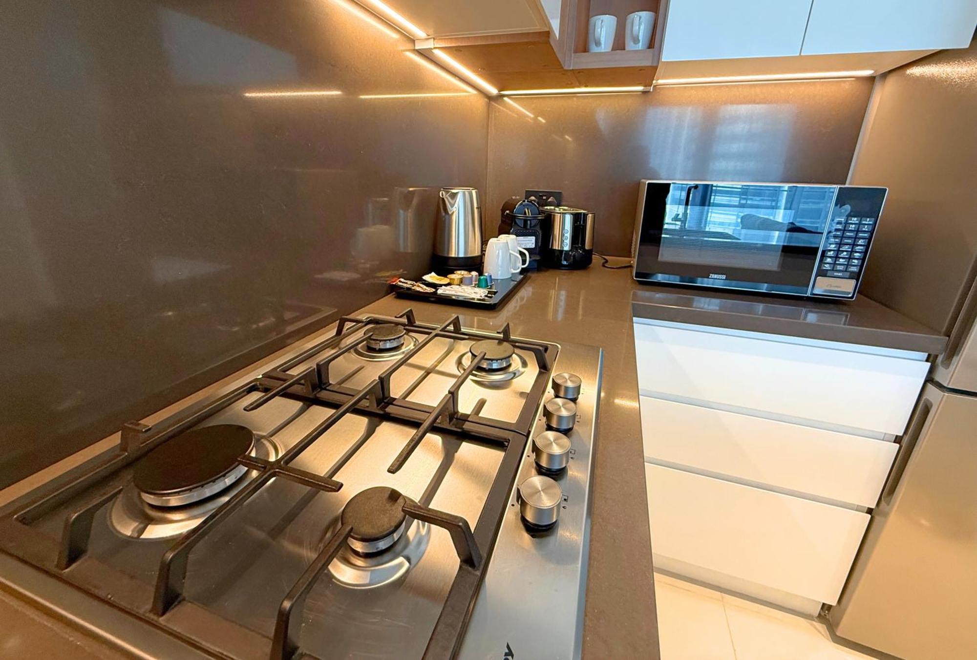 Eden's Homes & - Vida Marina Residences
