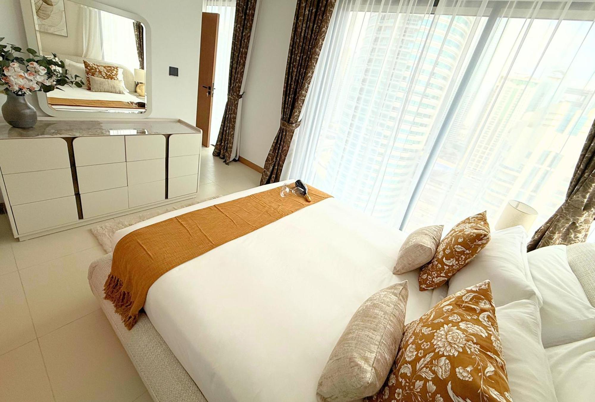 Eden's Homes & - Vida Marina Residences *