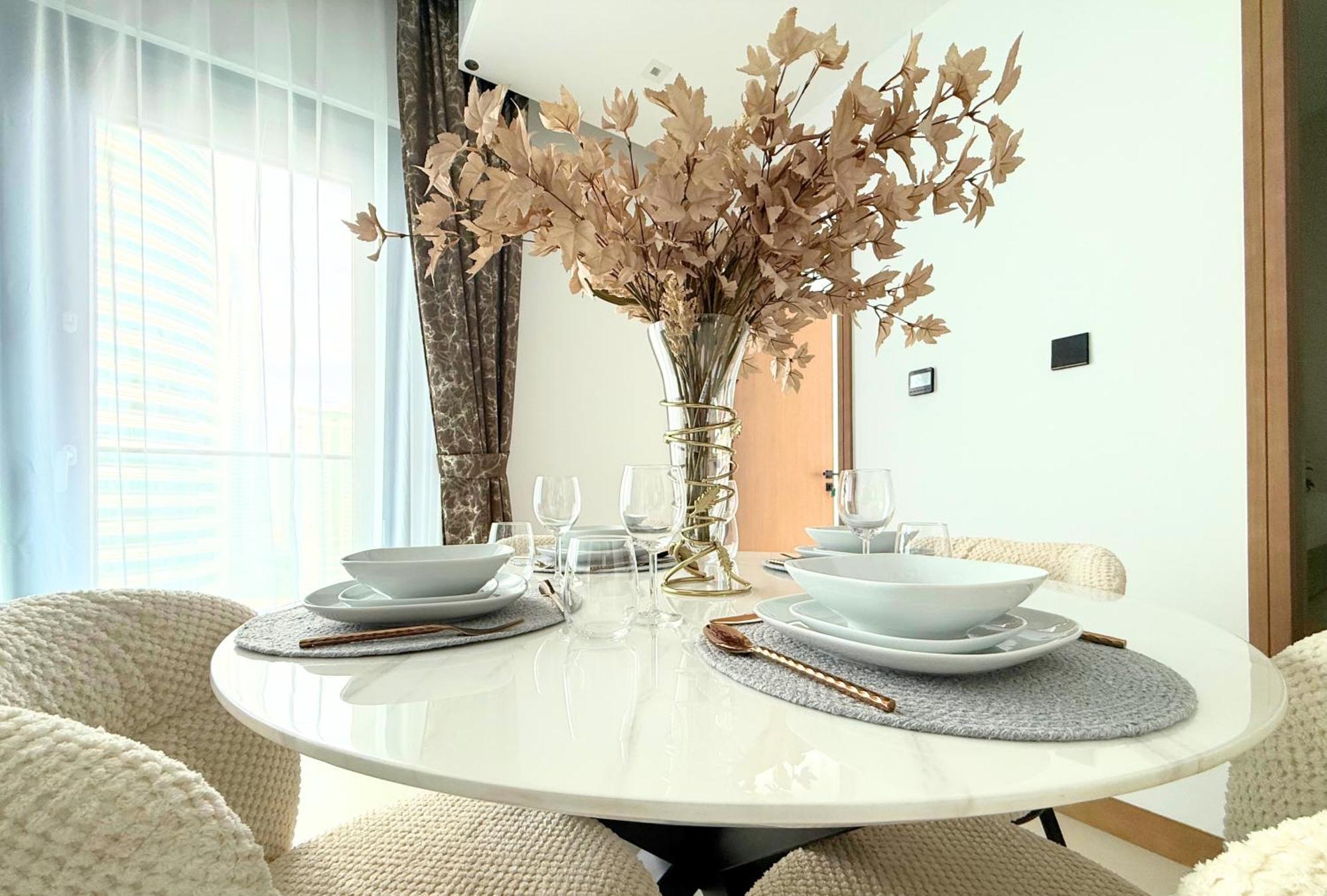 Eden's Homes & - Vida Marina Residences Apartment