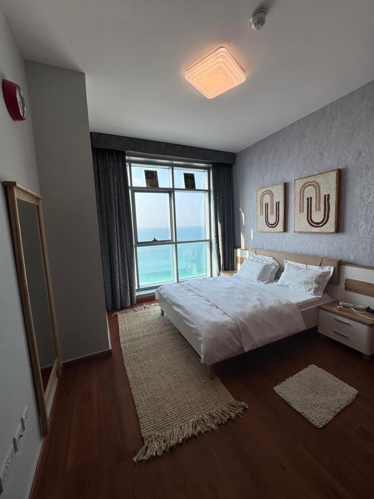 And Haven At Ajman Corniche! Apartment *