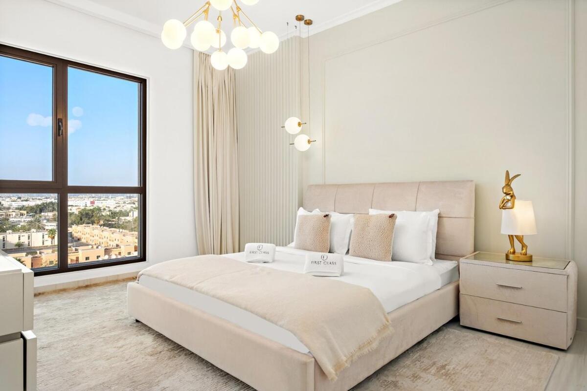 First Class 1br Iconic Luxury * Dubai