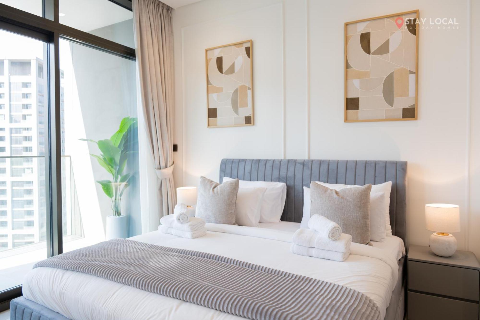 Brand New 1br I In Style I Canal & Burj Khalifa Views * Dubai