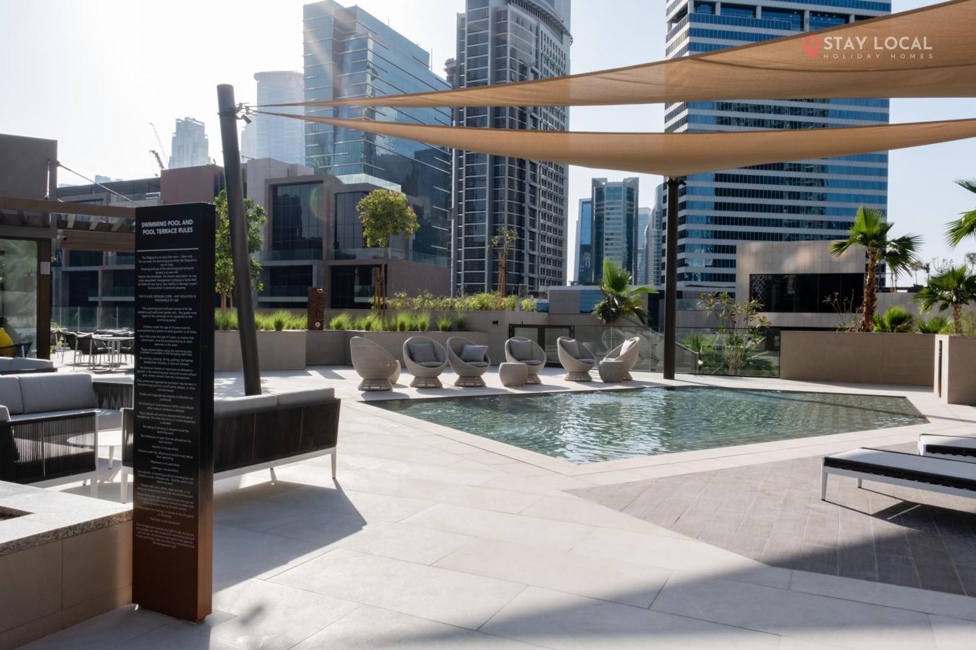 Brand New 1br I In Style I Canal & Burj Khalifa Views Apartment *