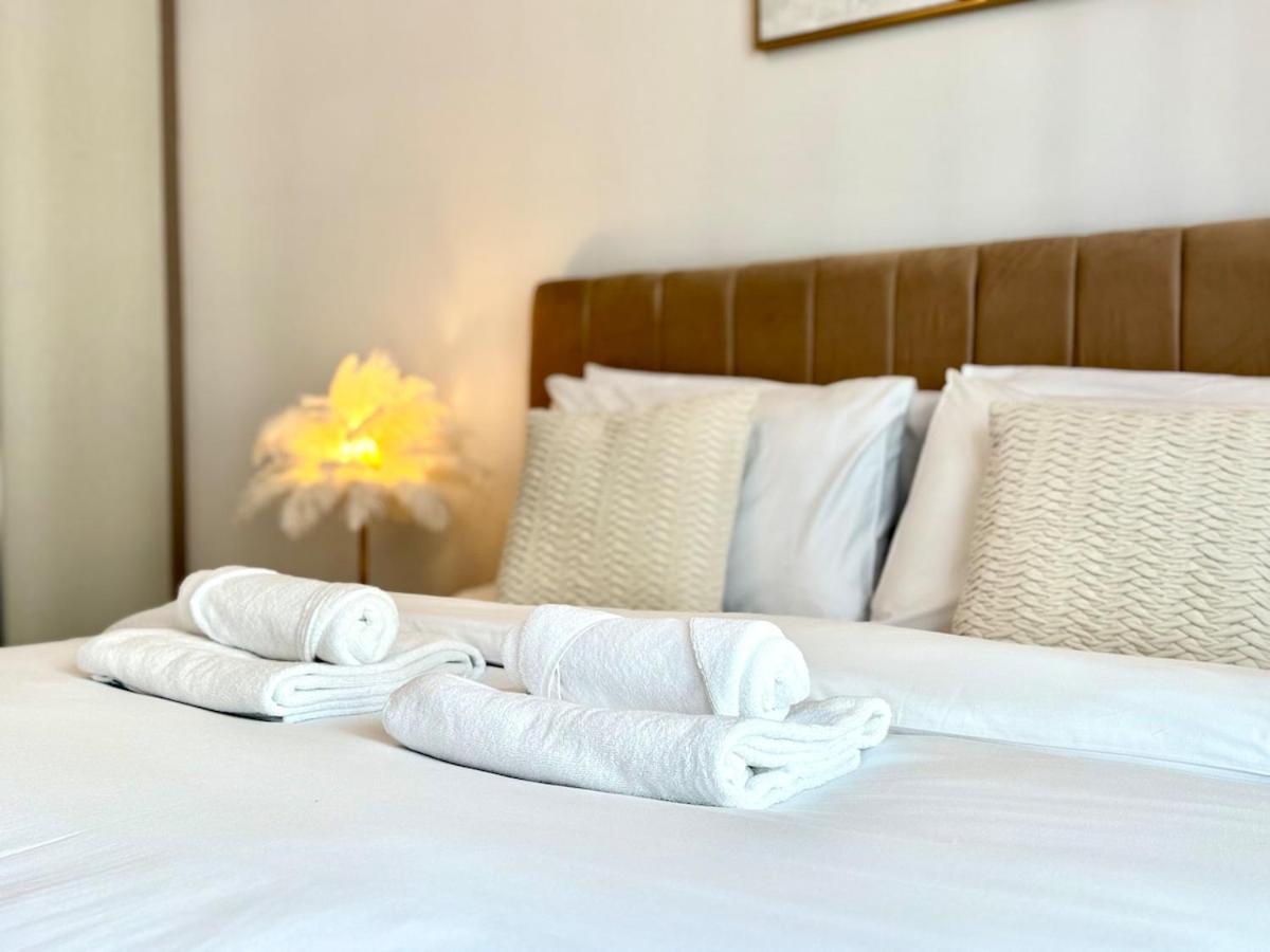 Brand New - Fully Furnished Premium 1br In Jvc Apartment