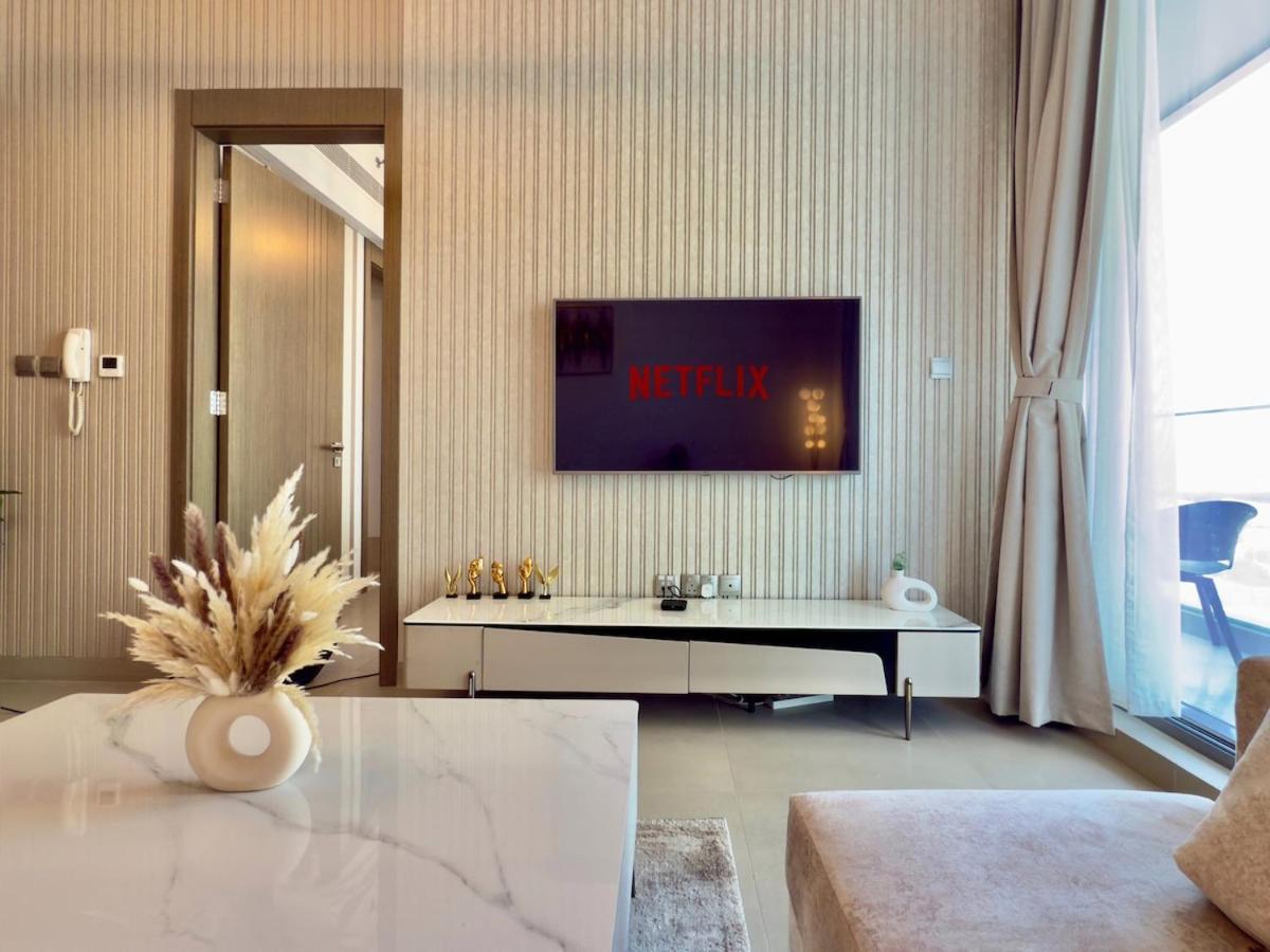Apartment Brand New - Fully Furnished Premium 1br In Jvc *