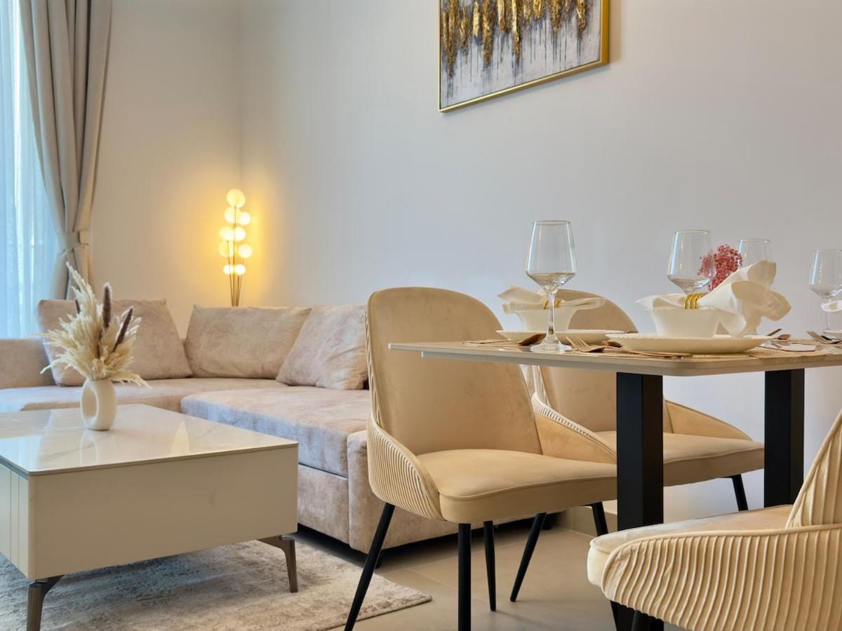 Brand New - Fully Furnished Premium 1br In Jvc Apartment *