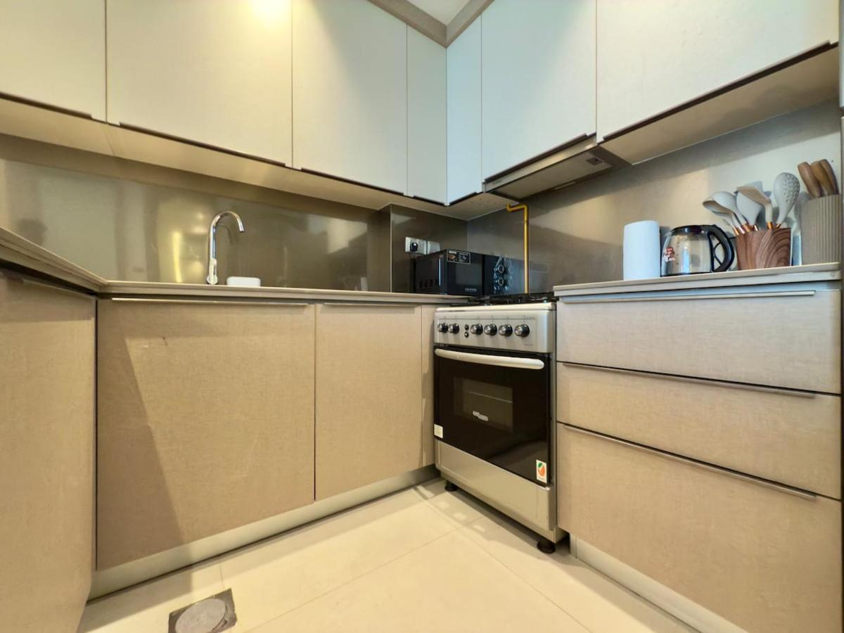 Brand New - Fully Furnished Premium 1br In Jvc Apartment Dubai