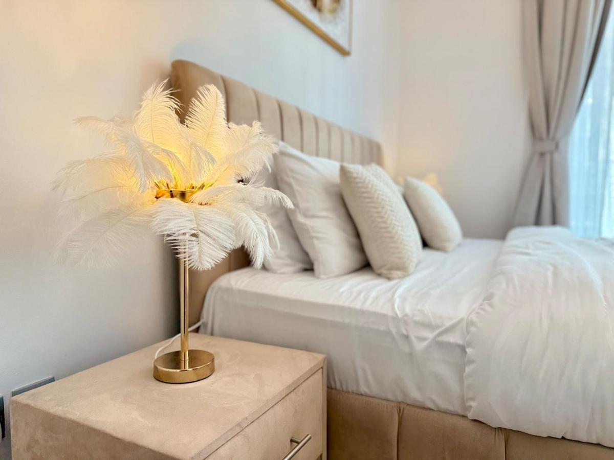 Brand New - Fully Furnished Premium 1br In Jvc Apartment Dubai