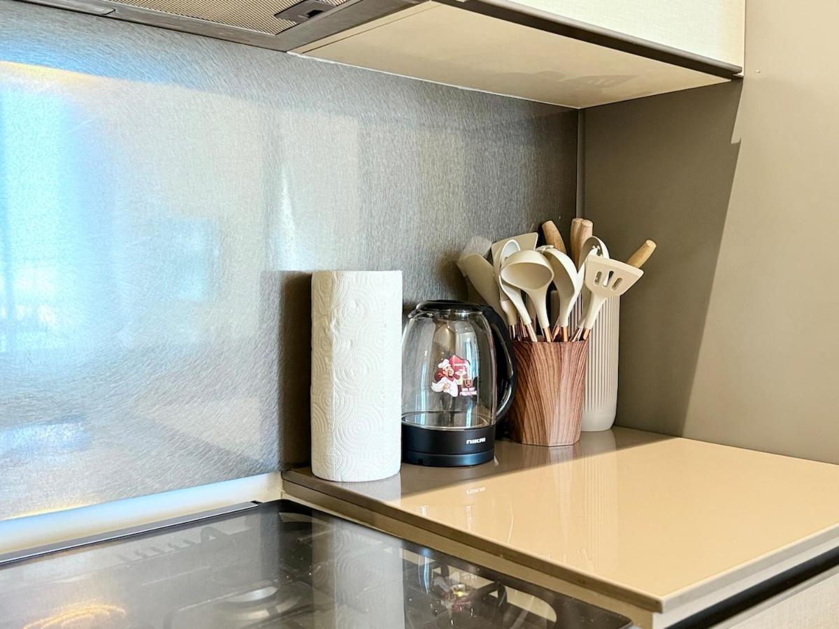 Brand New - Fully Furnished Premium 1br In Jvc Dubai