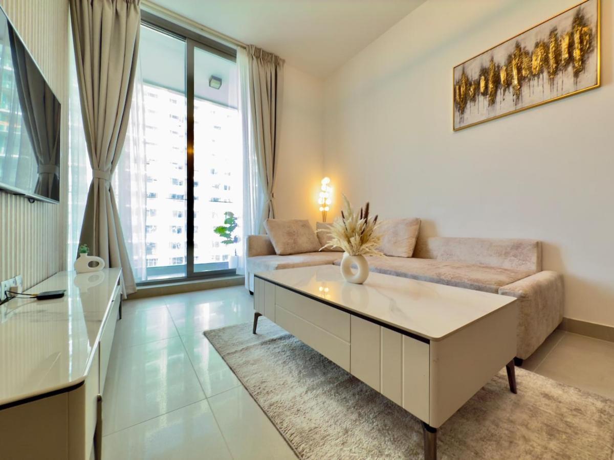 Brand New - Fully Furnished Premium 1br In Jvc Apartment *