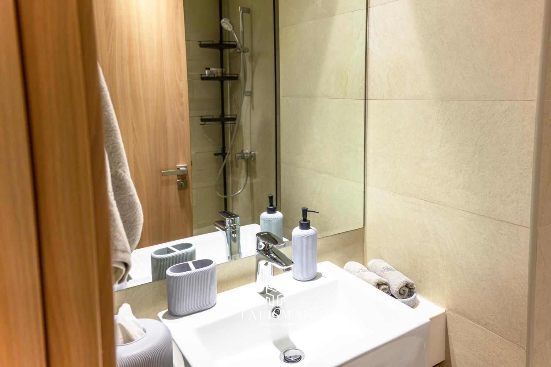 Apartment Modern In Azizi Riviera, Meydan *