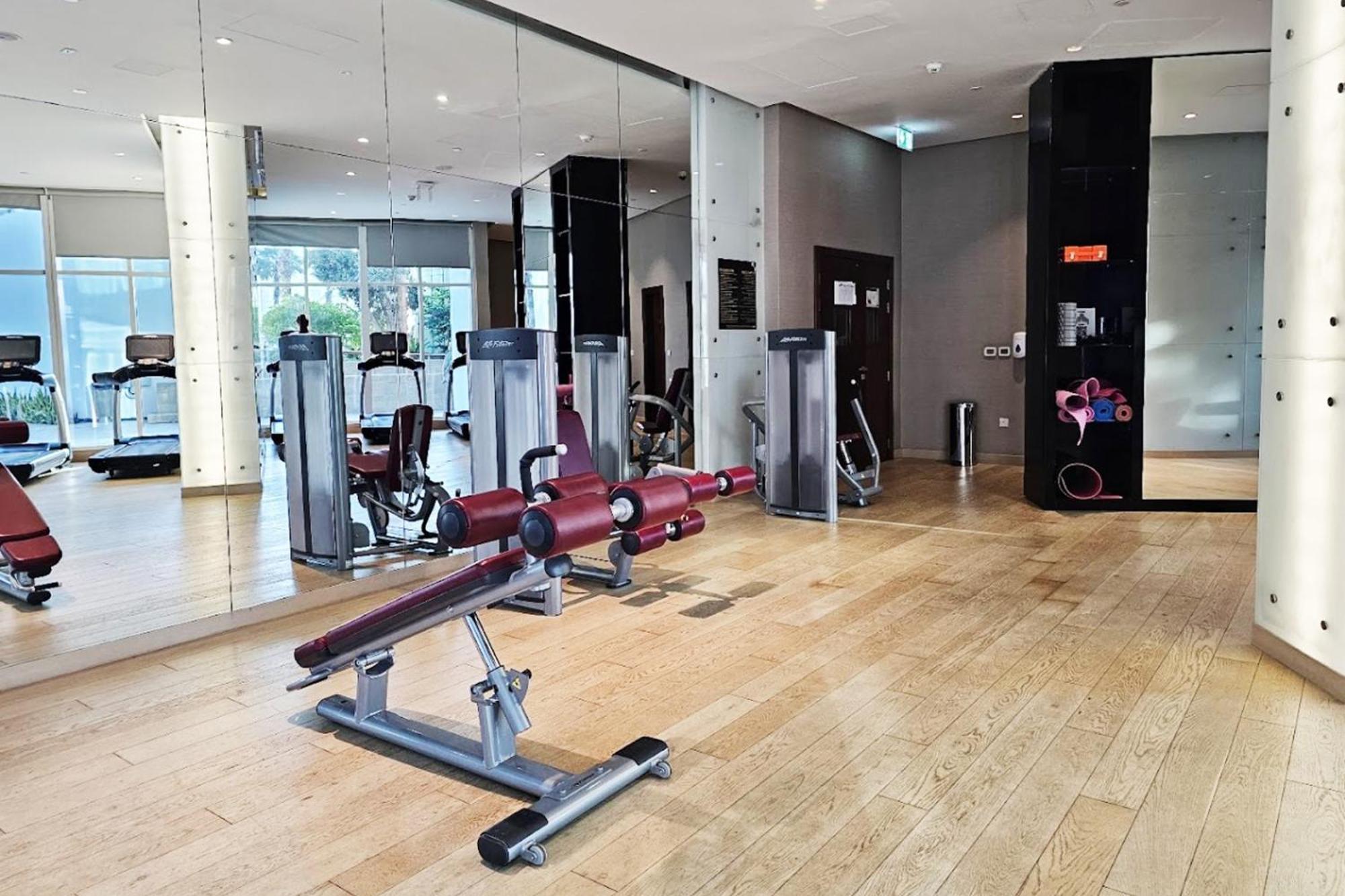 Vserve - Stylish Specious - 1 Bedroom With Canal View *