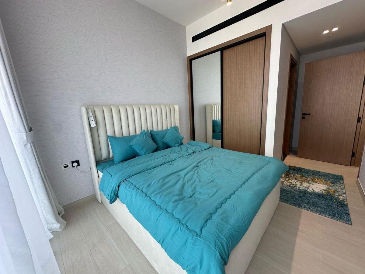 Apartment Cozy And Friendly Dubai