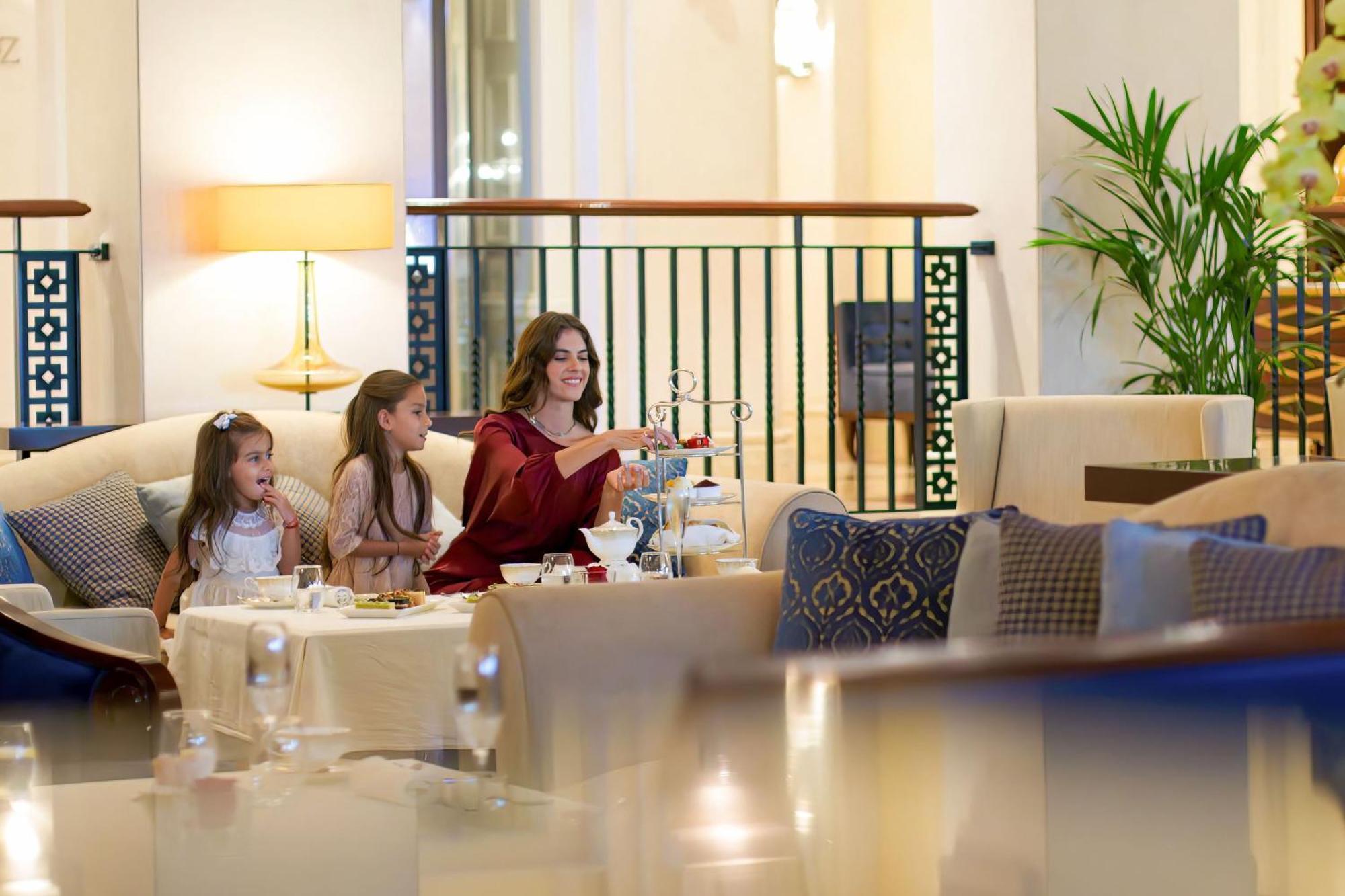 Resort The Ritz-carlton, Dubai