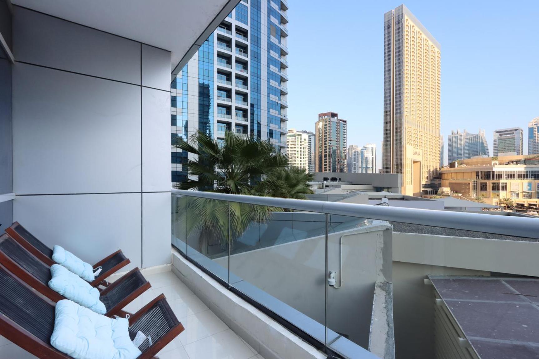 Livbnb- 1br In Marina W/ Direct Marina Walk Access Apartment *