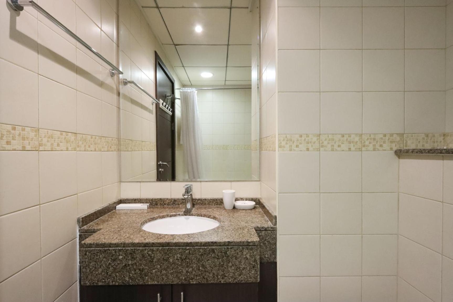 Apartment Livbnb- 1br In Marina W/ Direct Marina Walk Access *