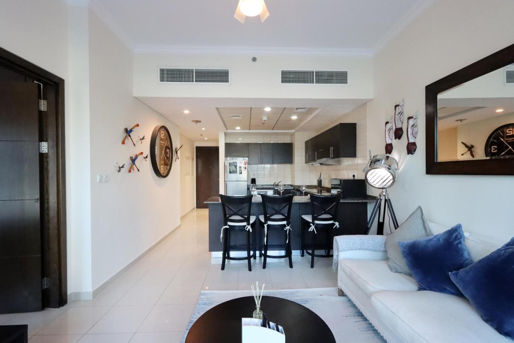 Livbnb- 1br In Marina W/ Direct Marina Walk Access Apartment *
