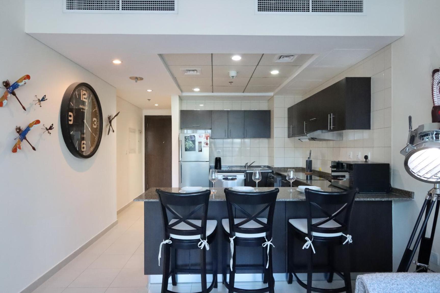 Apartment Livbnb- 1br In Marina W/ Direct Marina Walk Access